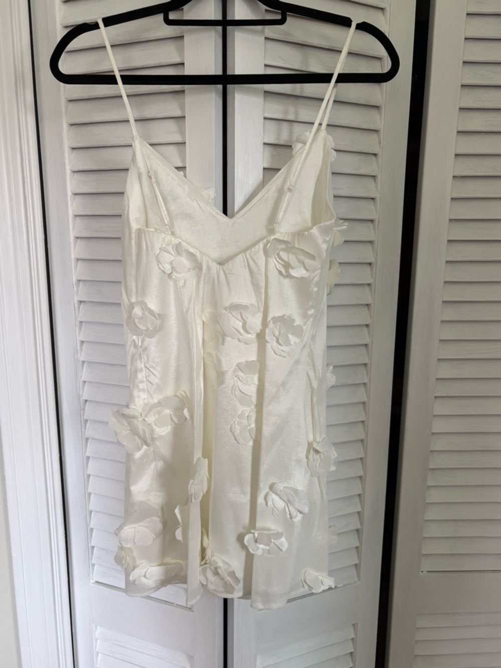 Abercrombie White Floral Appliqué Slip Dress - Picture 2 of 4